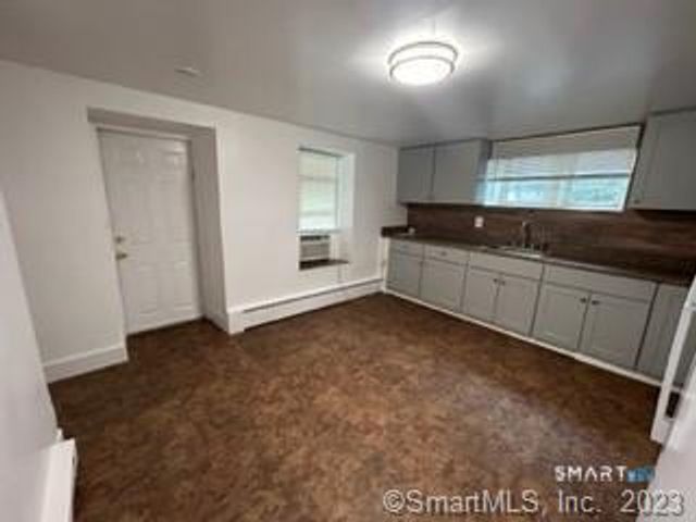 18 Knapp Street Lower, Norwalk, CT 06854