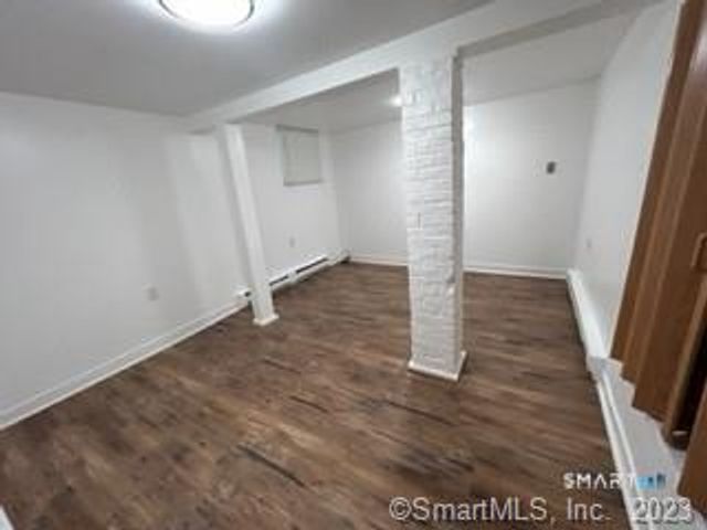 18 Knapp Street Lower, Norwalk, CT 06854