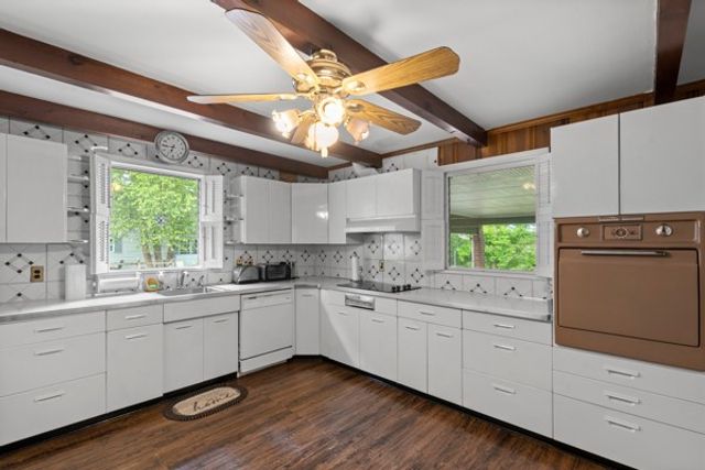 134 Murphree Ave, Centerville, TN 37033