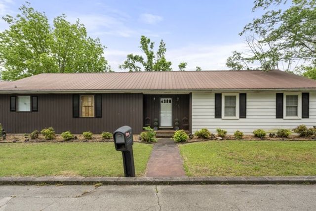 134 Murphree Ave, Centerville, TN 37033