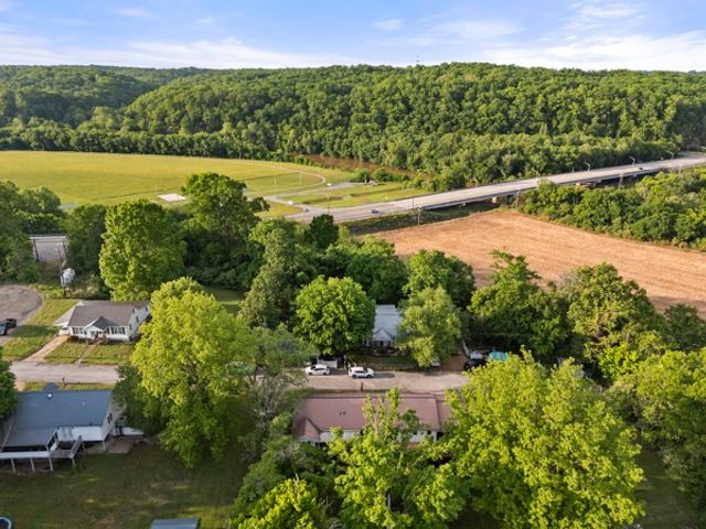 134 Murphree Ave, Centerville, TN 37033