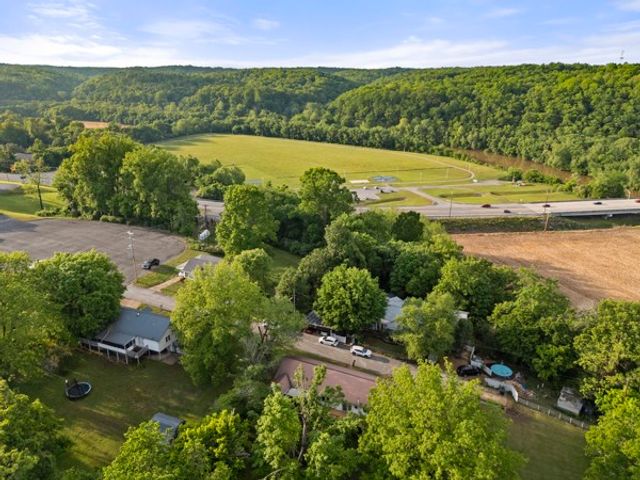134 Murphree Ave, Centerville, TN 37033