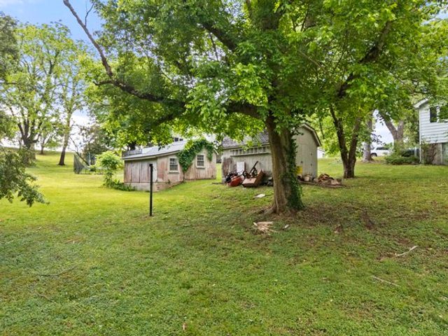134 Murphree Ave, Centerville, TN 37033