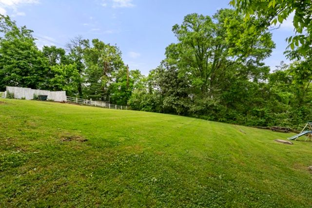 134 Murphree Ave, Centerville, TN 37033