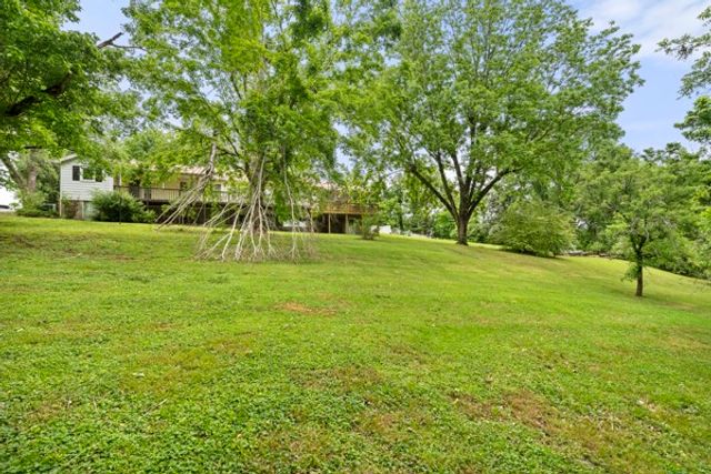 134 Murphree Ave, Centerville, TN 37033