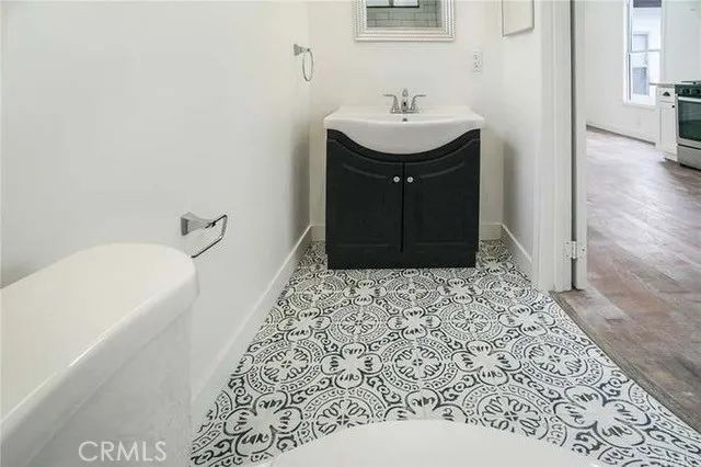 531 N Virginia Court, Long Beach, CA 90802
