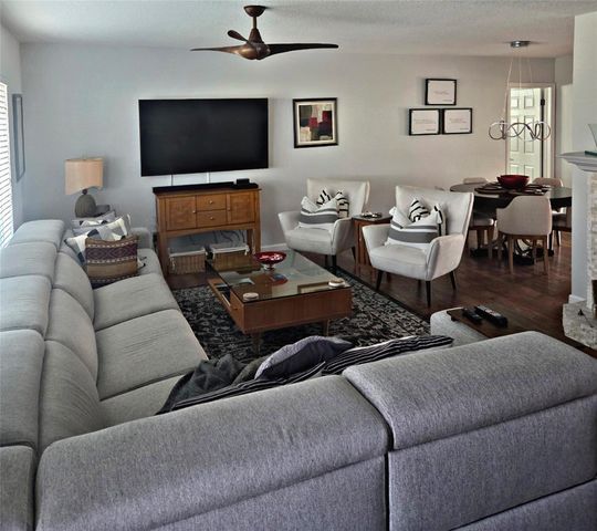 6800 NW 70th Street, Tamarac, FL 33321