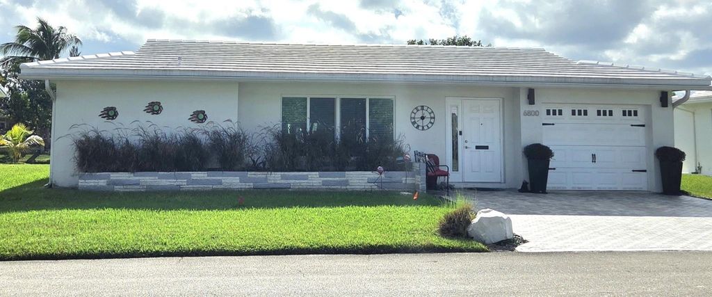 6800 NW 70th Street, Tamarac, FL 33321