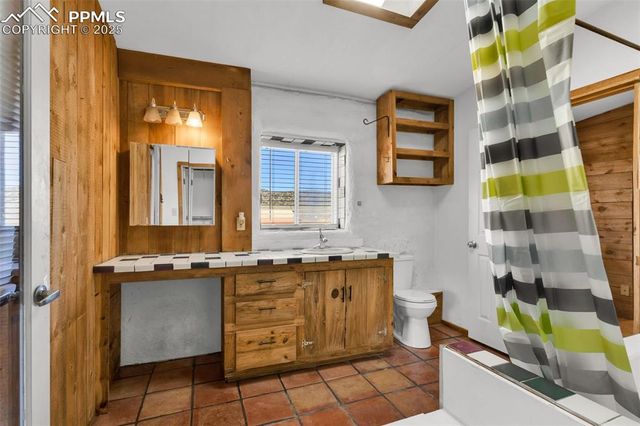 5250 Oak Grove Circle, Westcliffe, CO 81252