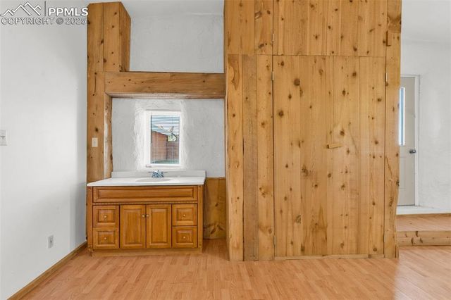 5250 Oak Grove Circle, Westcliffe, CO 81252