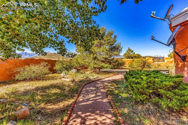 5250 Oak Grove Circle, Westcliffe, CO 81252