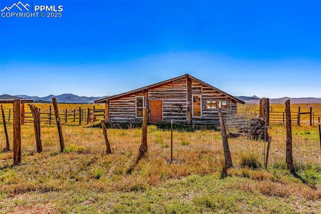 5250 Oak Grove Circle, Westcliffe, CO 81252