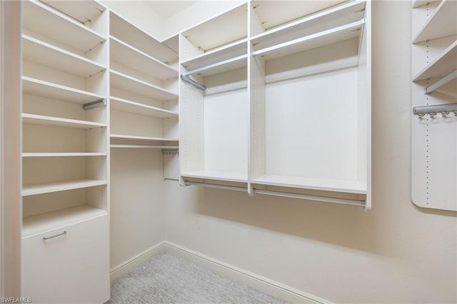 917 Vistana CIR 6, Naples, FL 34119