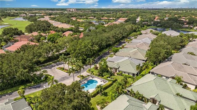 917 Vistana CIR 6, Naples, FL 34119