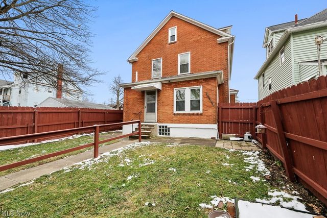 233 W Cambridge Street, Alliance, OH 44601