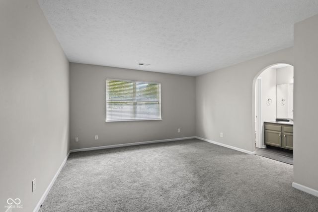6815 Cherry Laurel Lane, Fishers, IN 46038