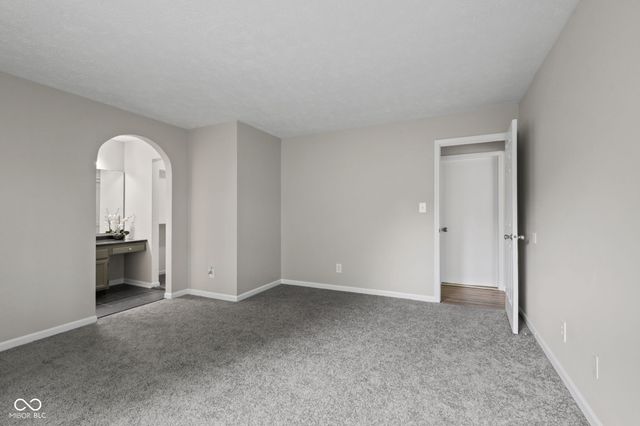 6815 Cherry Laurel Lane, Fishers, IN 46038