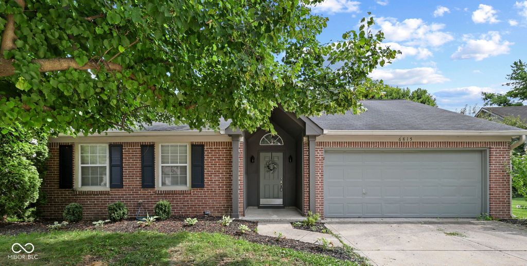 6815 Cherry Laurel Lane, Fishers, IN 46038