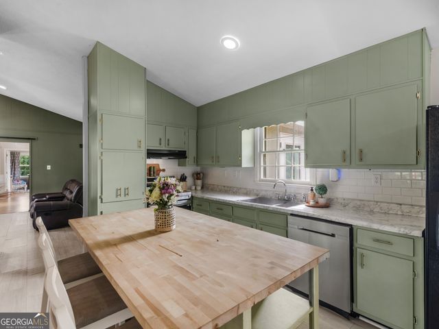 2709 Locust Grove Road, Griffin, GA 30223