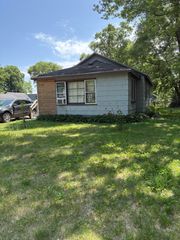 2062 Hatch Avenue, Benton Harbor, MI 49022