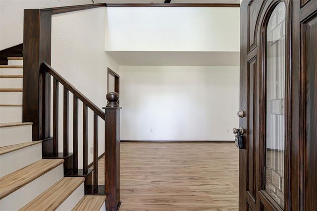 10604 Willow Ridge Drive, Oklahoma City, OK 73130