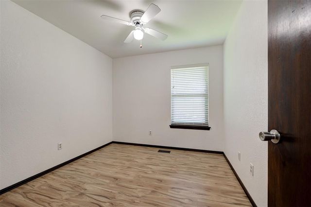 10604 Willow Ridge Drive, Oklahoma City, OK 73130