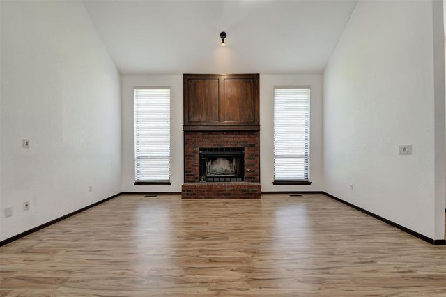 10604 Willow Ridge Drive, Oklahoma City, OK 73130