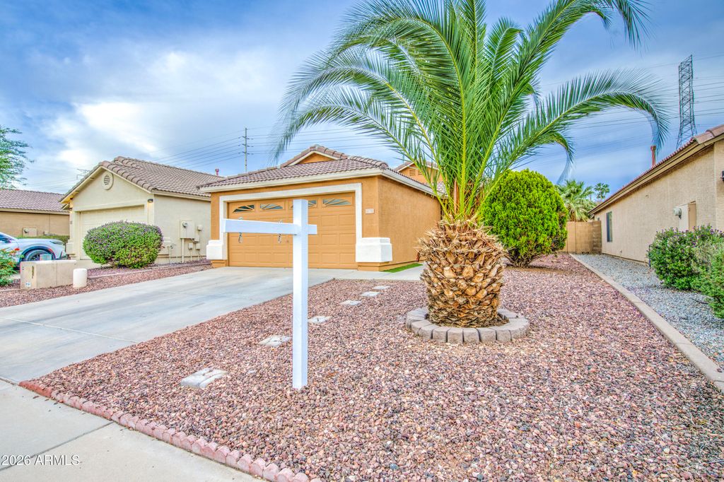 16735 N 113TH Avenue, Surprise, AZ 85378 — photo 2
