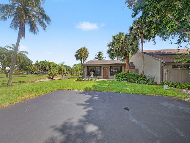 5145 Sesame Street, Palm Beach Gardens, FL 33418