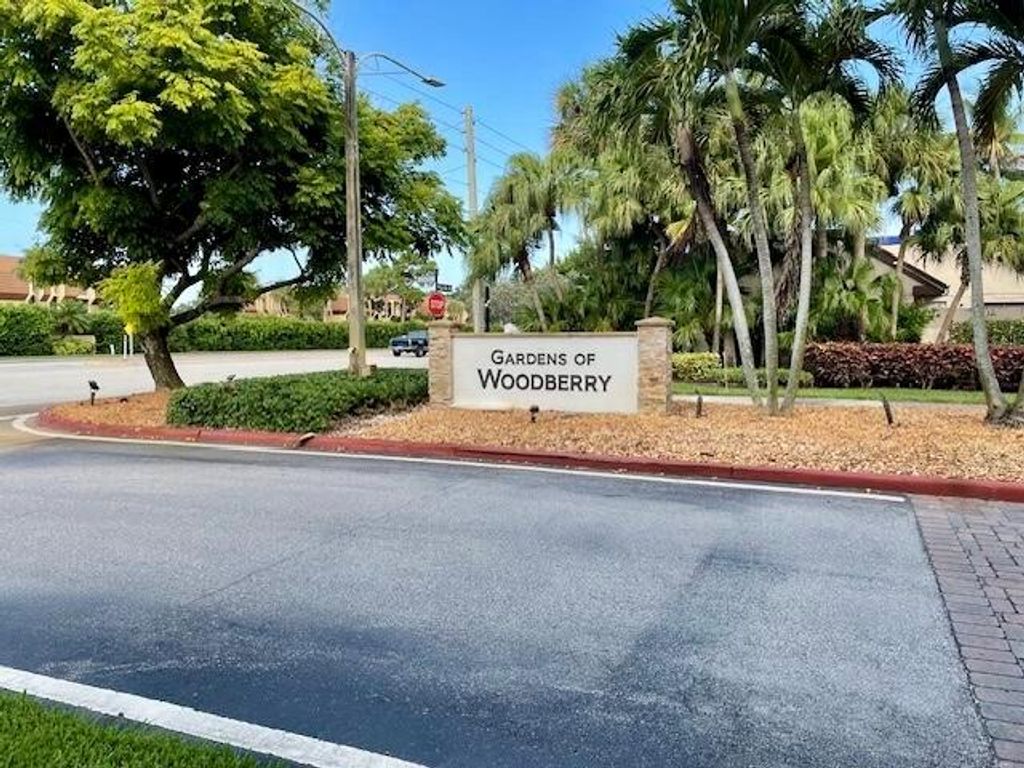Image 15 of property listing at 5145 Sesame Street, Palm Beach Gardens, FL 33418