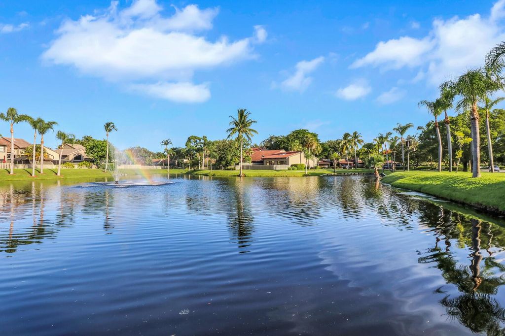 Image 8 of property listing at 5145 Sesame Street, Palm Beach Gardens, FL 33418