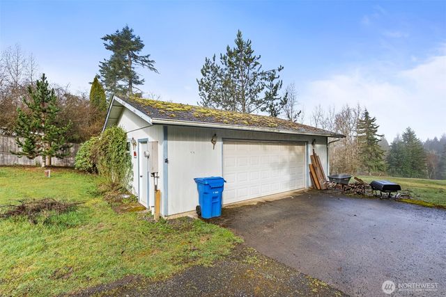 104 Sun Valley Drive, Adna, WA 98532