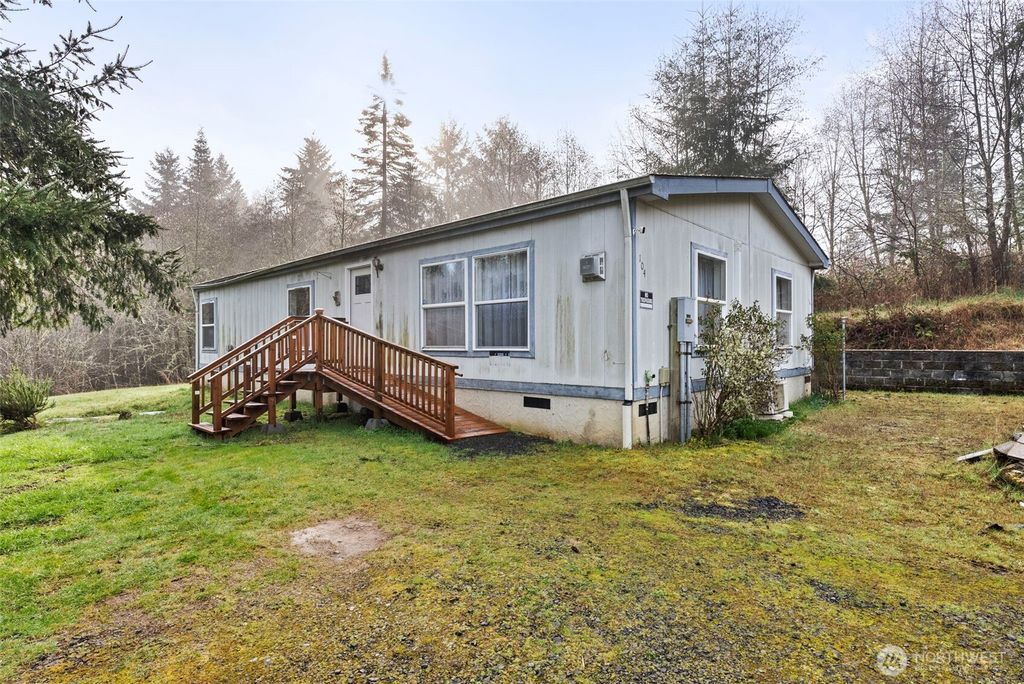 104 Sun Valley Drive, Adna, WA 98532