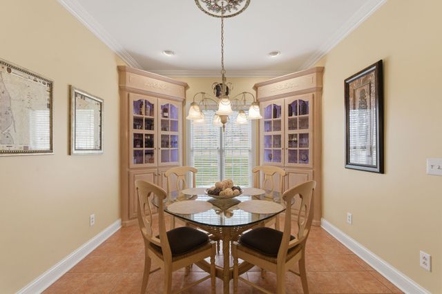 1902 Palmer Dr, Springfield, TN 37172