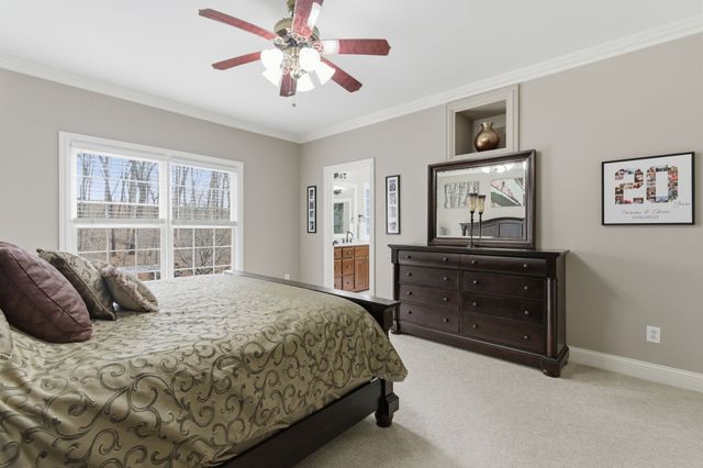 1902 Palmer Dr, Springfield, TN 37172