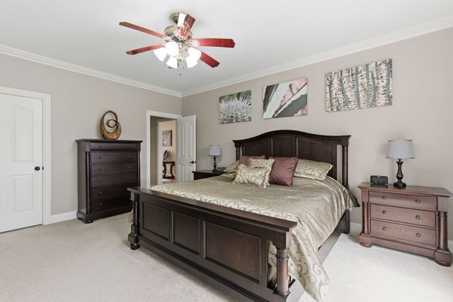 1902 Palmer Dr, Springfield, TN 37172