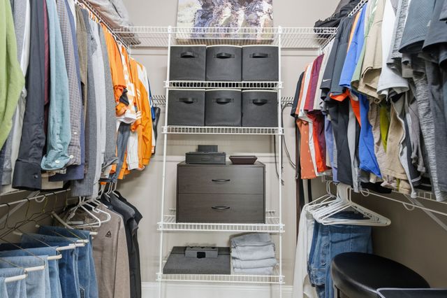 1902 Palmer Dr, Springfield, TN 37172