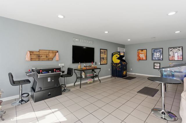 1902 Palmer Dr, Springfield, TN 37172