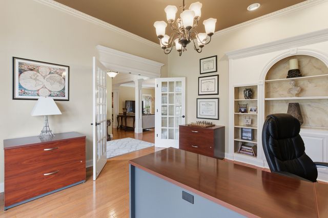 1902 Palmer Dr, Springfield, TN 37172