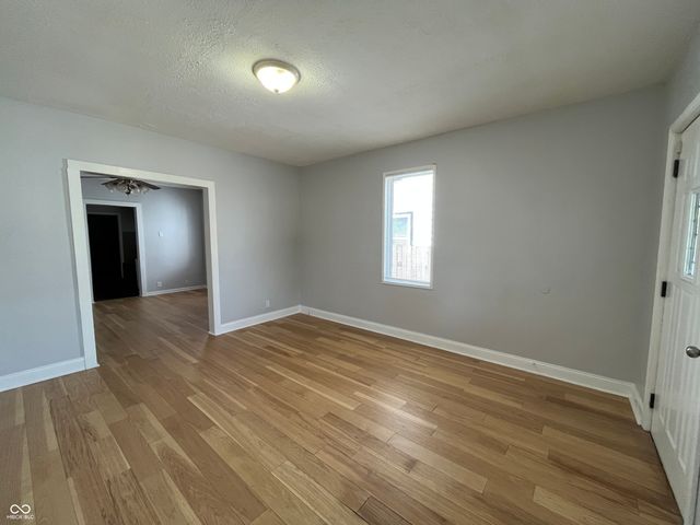 1327 E Minnesota Street, Indianapolis, IN 46203