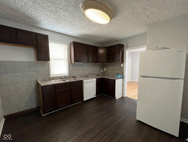 1327 E Minnesota Street, Indianapolis, IN 46203