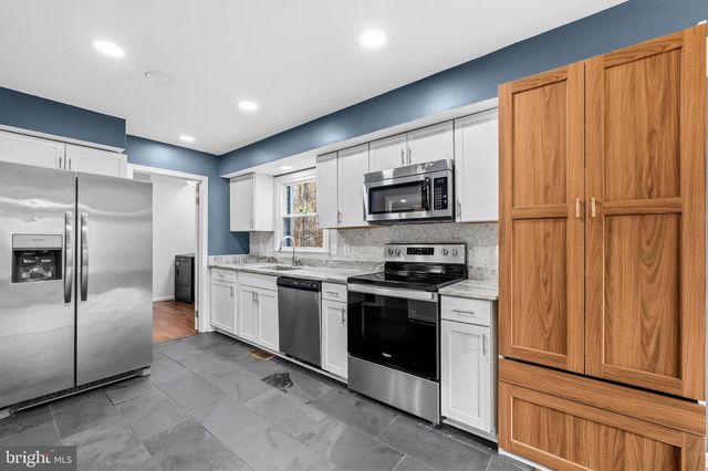 7194 HALL TAVERN CT, Manassas, VA 20112