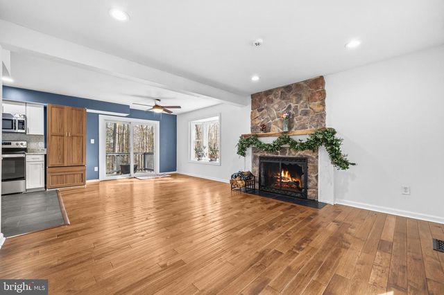 7194 HALL TAVERN CT, Manassas, VA 20112