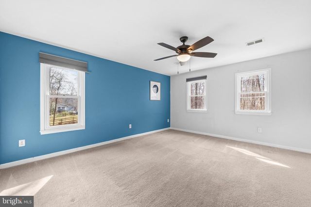 7194 HALL TAVERN CT, Manassas, VA 20112