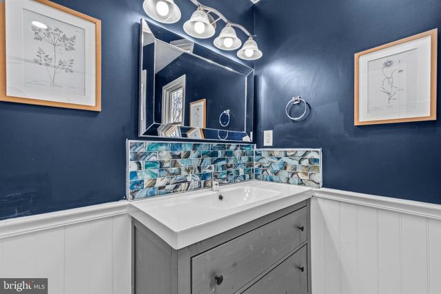 7194 HALL TAVERN CT, Manassas, VA 20112