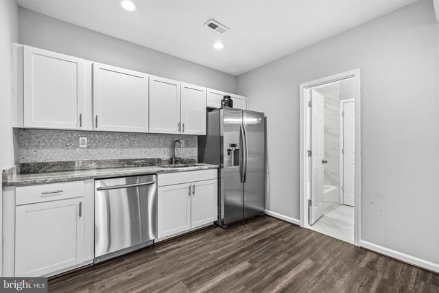 7194 HALL TAVERN CT, Manassas, VA 20112