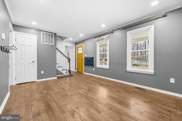 7194 HALL TAVERN CT, Manassas, VA 20112