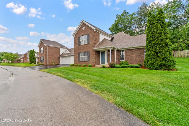 1608 Eagle Nest Way, Lyndon, KY 40222