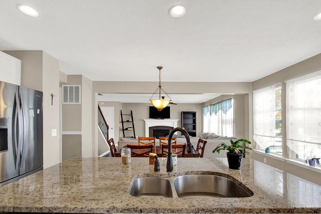 2140 Crossridge Drive, Batavia Twp, OH 45103