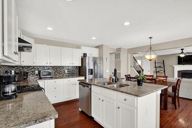 2140 Crossridge Drive, Batavia Twp, OH 45103